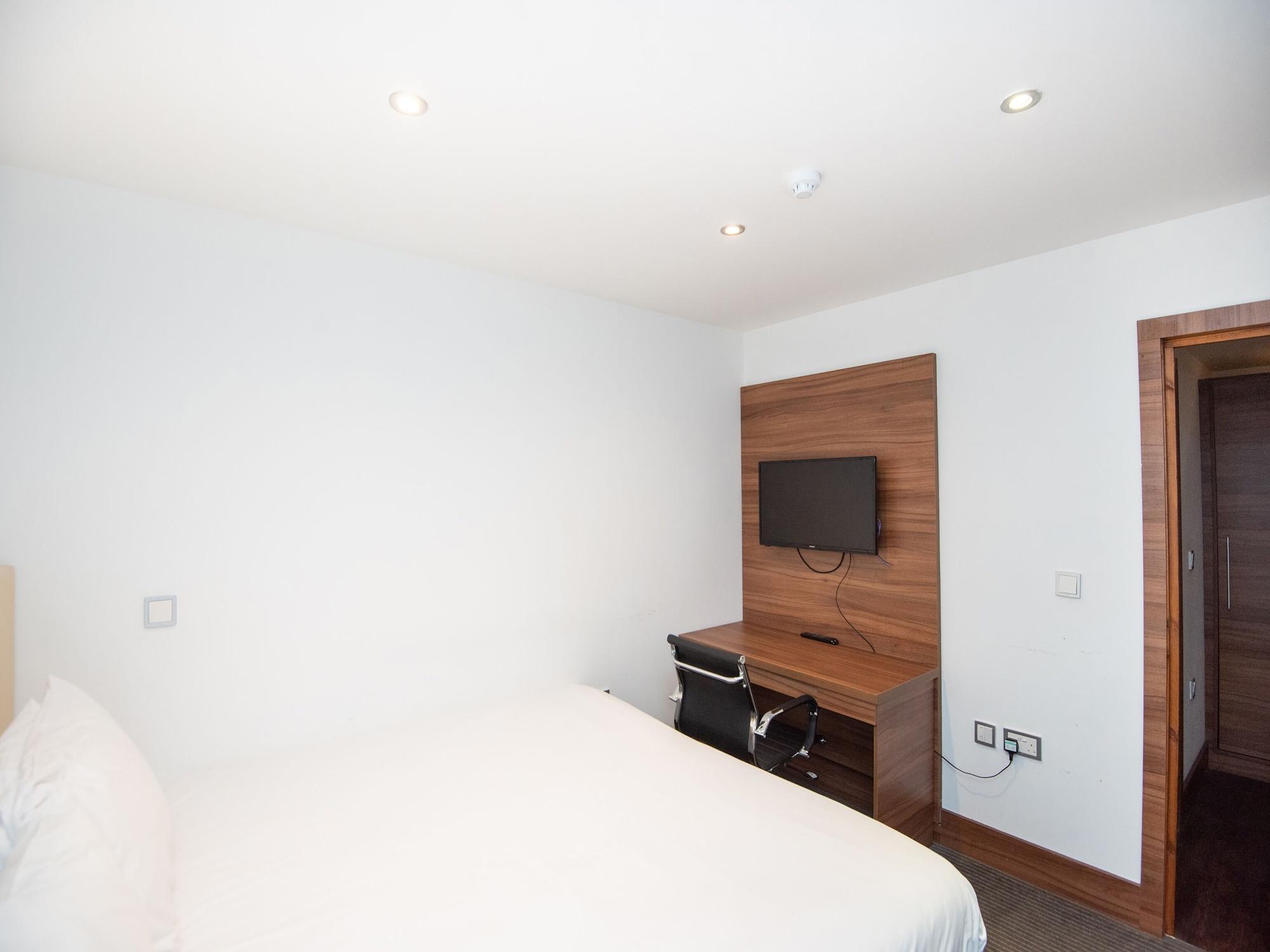 Livin' Serviced Apartments واتفورد المظهر الخارجي الصورة