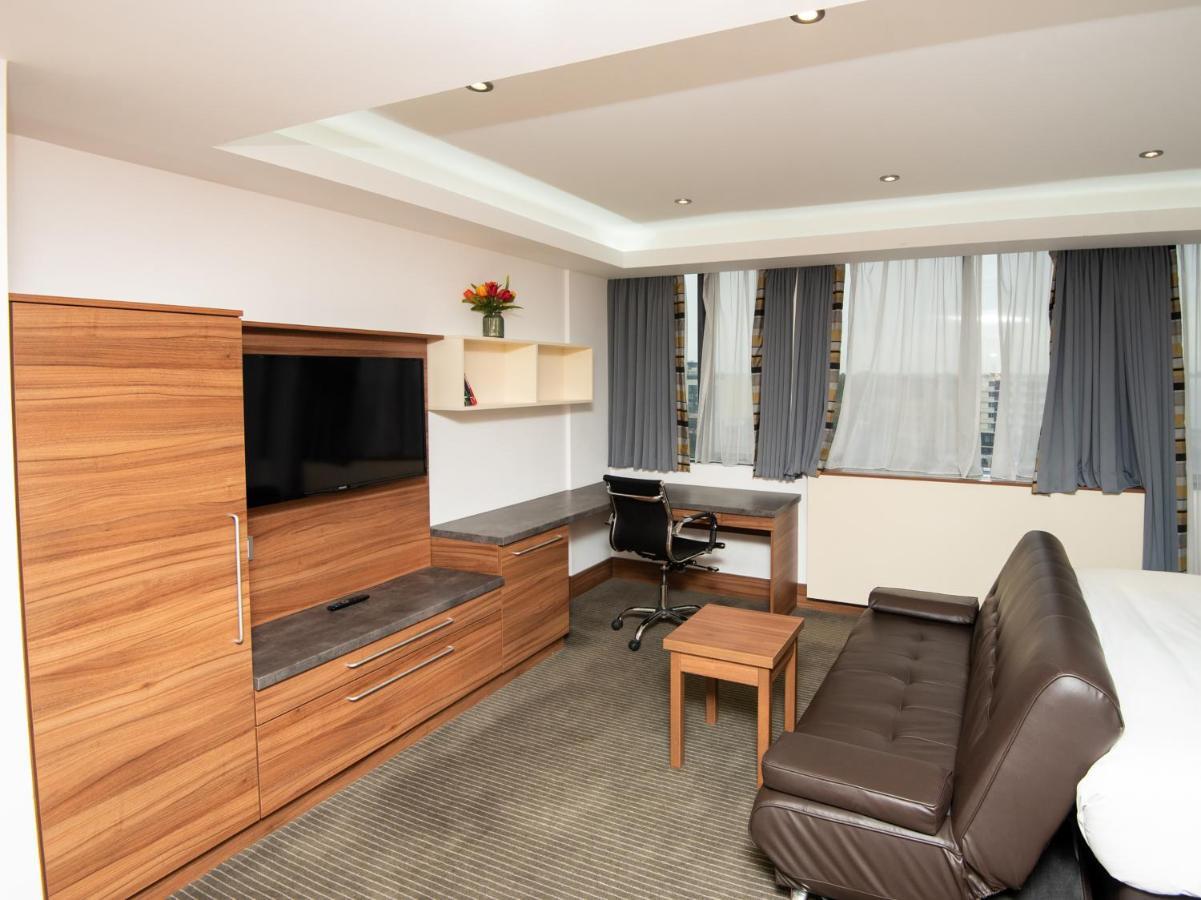 Livin' Serviced Apartments واتفورد المظهر الخارجي الصورة